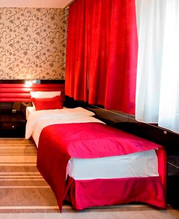 Фото номера Одноместный номер Отель Hotel Symfonia Osjaków г. Осьякув 3