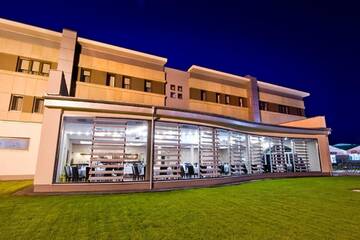 Фотографии Отель Hotel Symfonia Osjaków г. Осьякув (Польша) №2 Фото Отель Hotel Symfonia Osjaków г. Осьякув 2